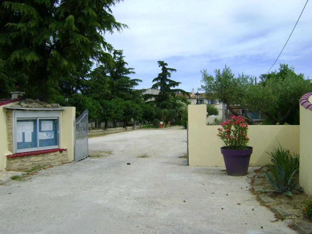 Le H De Sernhac Εξωτερικό φωτογραφία